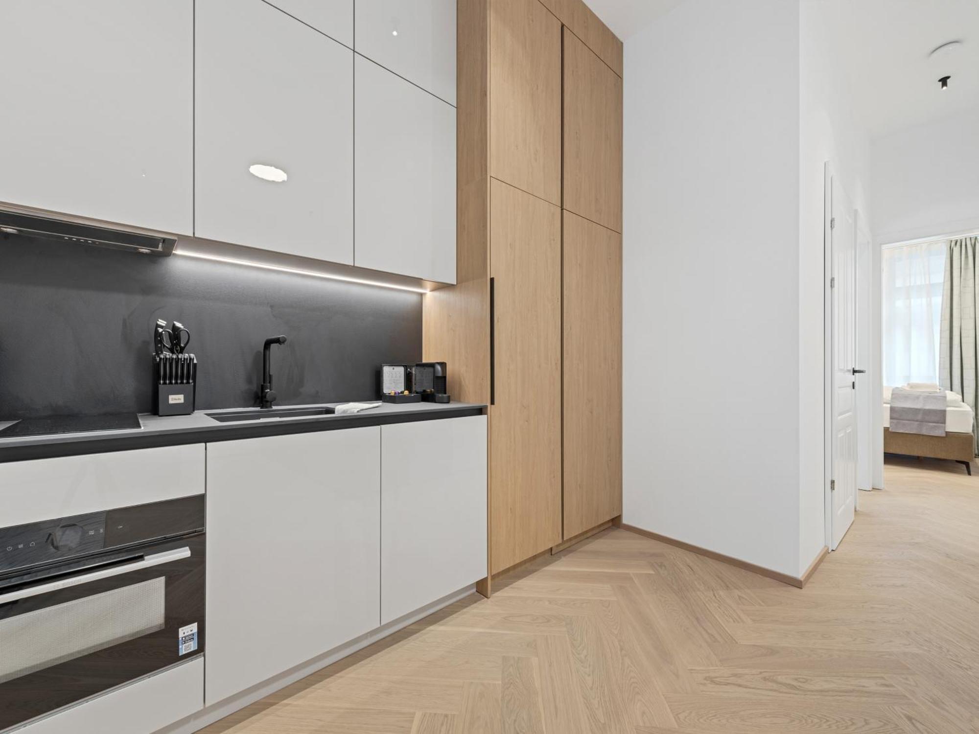 Gt7 Apartments District 9 - Managed By Sky9 Apartments ウィーン エクステリア 写真