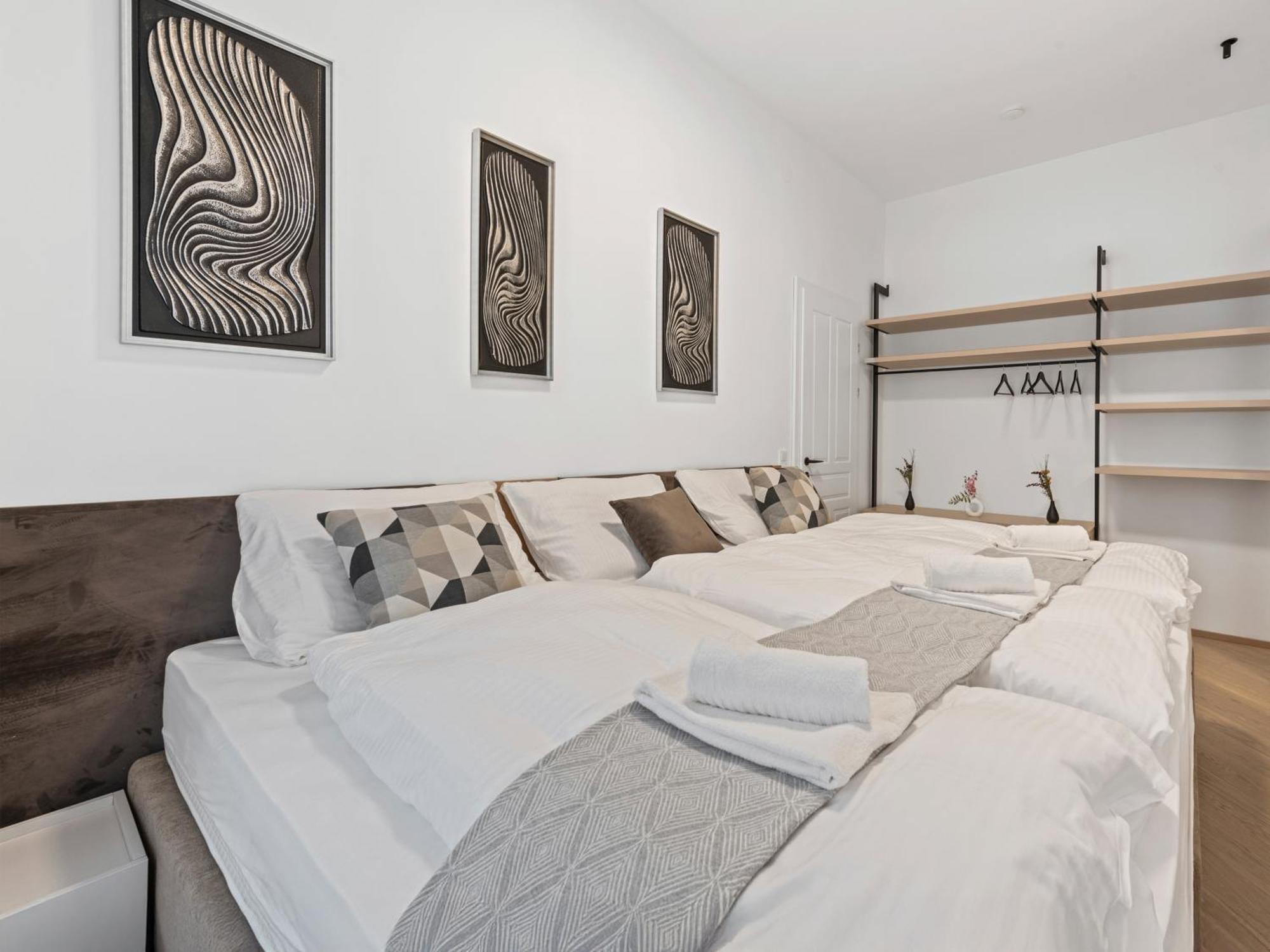 Gt7 Apartments District 9 - Managed By Sky9 Apartments ウィーン エクステリア 写真