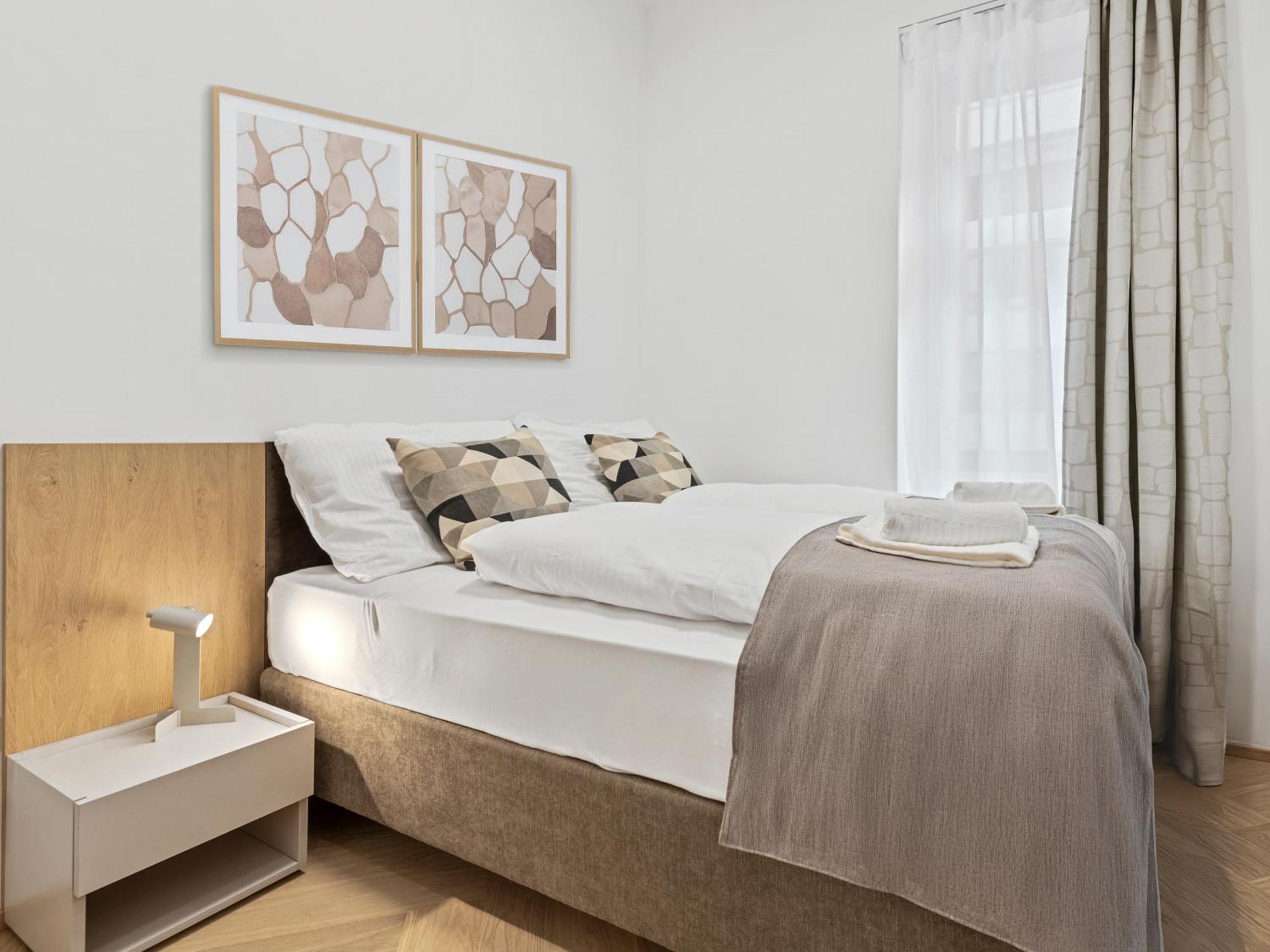 Gt7 Apartments District 9 - Managed By Sky9 Apartments ウィーン エクステリア 写真